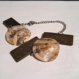 LBVYR wood and shell like bracelet